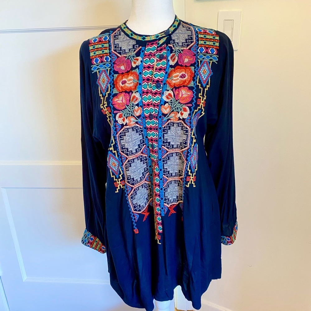 NWT Johnny Was Embroidered Tunic Sz S